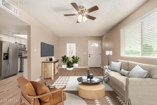 2633 W OCOTILLO Road 3, Phoenix, AZ 85017