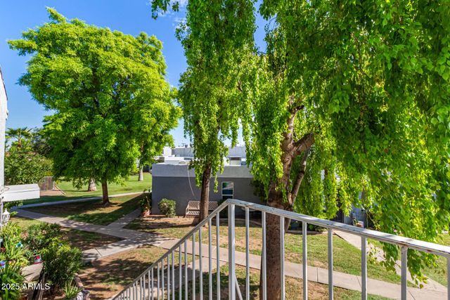 2633 W OCOTILLO Road 3, Phoenix, AZ 85017