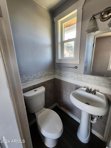 9028 N 11TH Street 3, Phoenix, AZ 85020