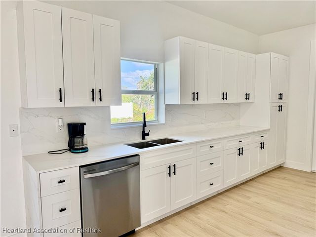 350 Hallmark Avenue, Lake Placid, FL 33852