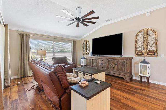 1103 BECKER AVENUE, The Villages, FL 32163