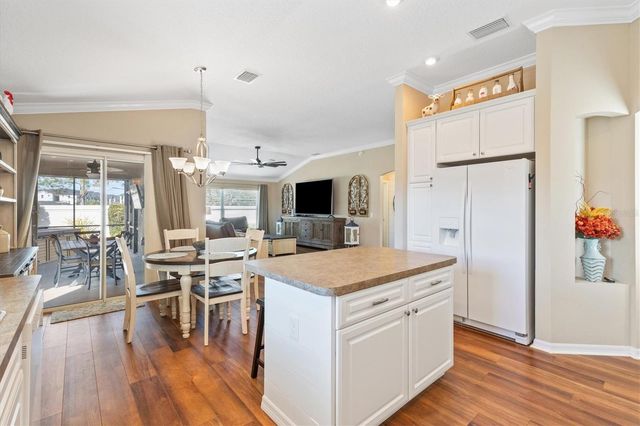 1103 BECKER AVENUE, The Villages, FL 32163