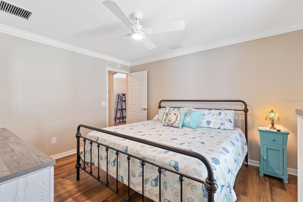 Image 21 of property listing at 1103 BECKER AVENUE, The Villages, FL 32163