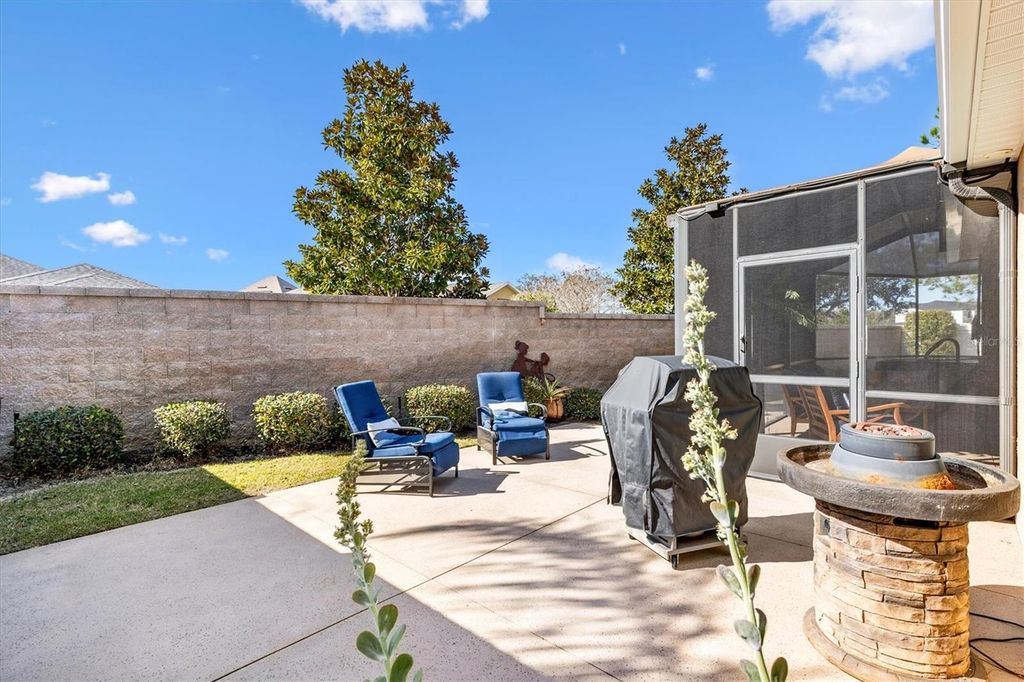 Image 33 of property listing at 1103 BECKER AVENUE, The Villages, FL 32163