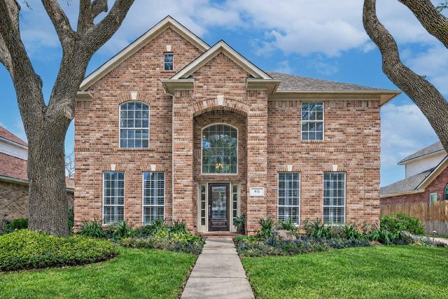 930 Burchton Drive, Sugar Land, TX 77479