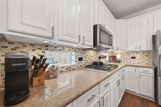 930 Burchton Drive, Sugar Land, TX 77479