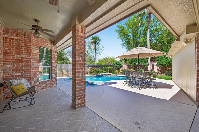 930 Burchton Drive, Sugar Land, TX 77479