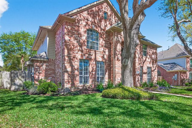 930 Burchton Drive, Sugar Land, TX 77479