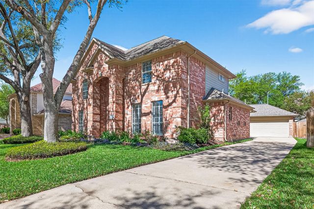930 Burchton Drive, Sugar Land, TX 77479