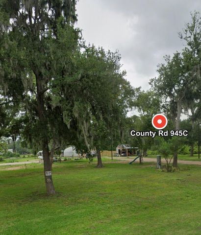 0000 Cr-945c, Brazoria, TX 77422