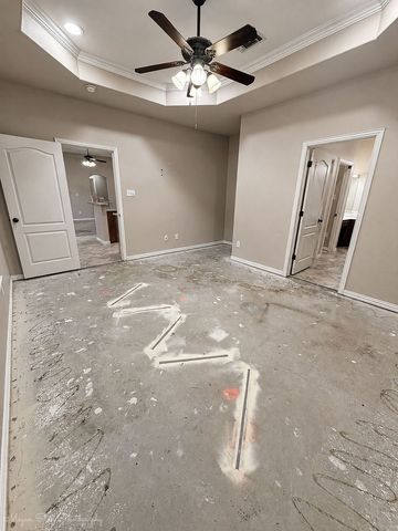 108 Tay Court, Weatherford, TX 76088