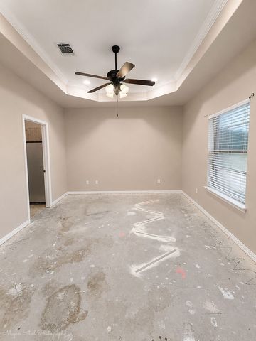 108 Tay Court, Weatherford, TX 76088