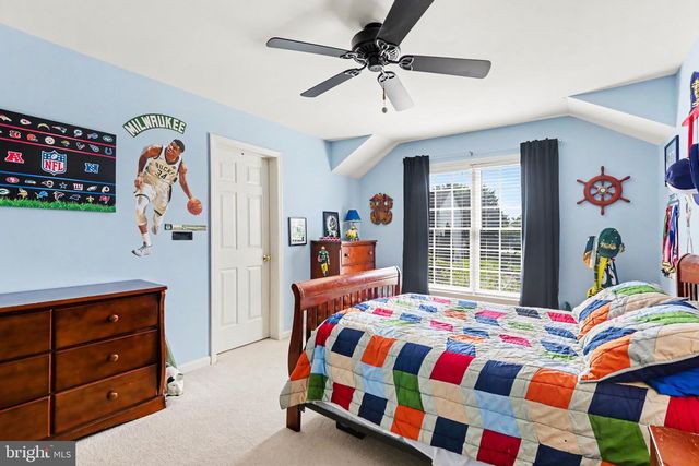 1095 NEWBOLD LN, Mechanicsburg, PA 17050