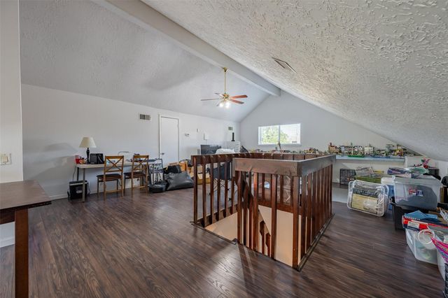 2111 Gray Falls Drive, Houston, TX 77077