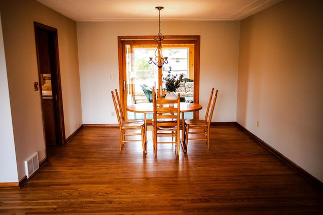 9216 Upton Avenue S, Bloomington, MN 55431