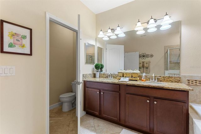 1311 GLENEAGLES LANE, Davenport, FL 33896