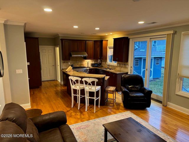 8 Avenue Of Two Rivers, Rumson, NJ 07760