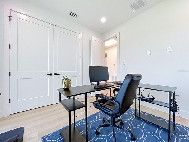 101 W WARREN AVENUE 3, Tampa, FL 33602