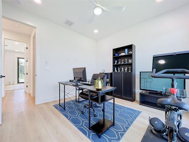 101 W WARREN AVENUE 3, Tampa, FL 33602
