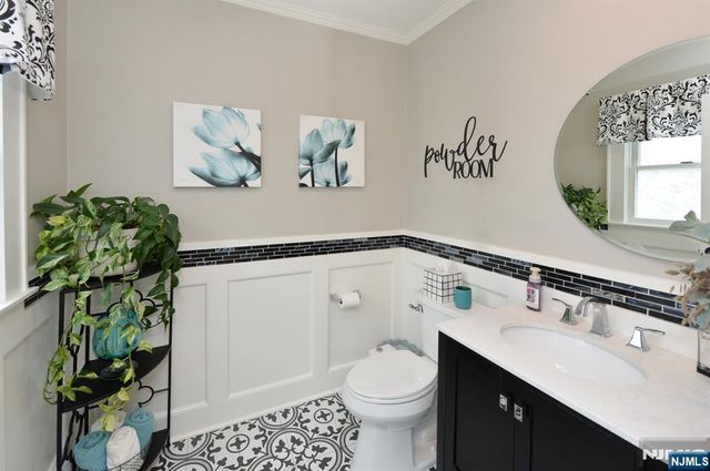 6 Long Avenue, Mahwah, NJ 07430