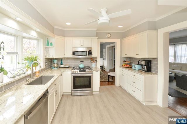 6 Long Avenue, Mahwah, NJ 07430