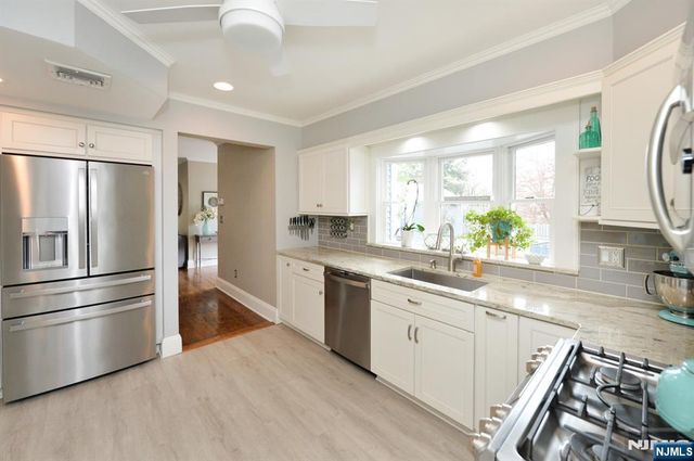 6 Long Avenue, Mahwah, NJ 07430