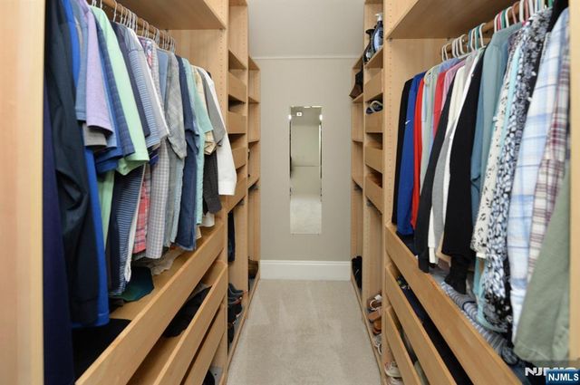 6 Long Avenue, Mahwah, NJ 07430