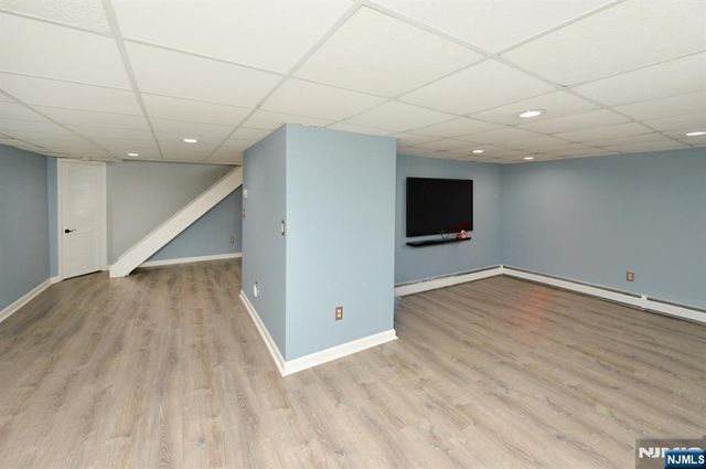 6 Long Avenue, Mahwah, NJ 07430