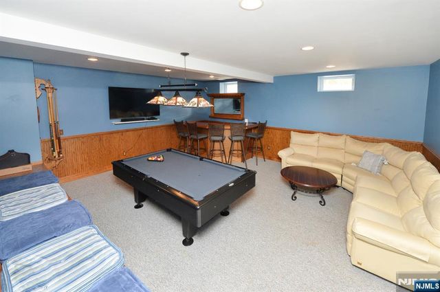 6 Long Avenue, Mahwah, NJ 07430