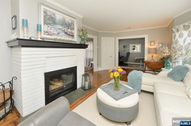 6 Long Avenue, Mahwah, NJ 07430