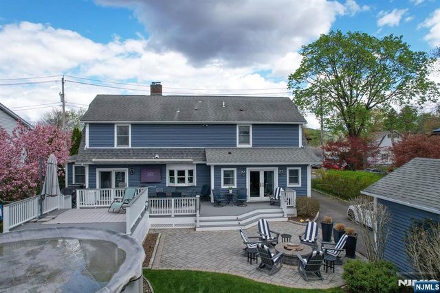 6 Long Avenue, Mahwah, NJ 07430