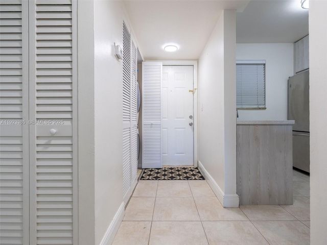 15801 W Waterside Cir 104, Sunrise, FL 33326