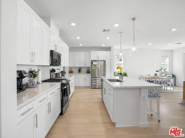 6359 Minford Street, Lancaster, CA 93536