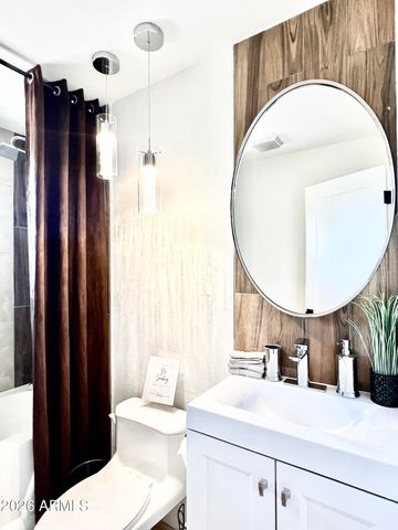 1233 E WEBER Drive, Tempe, AZ 85288