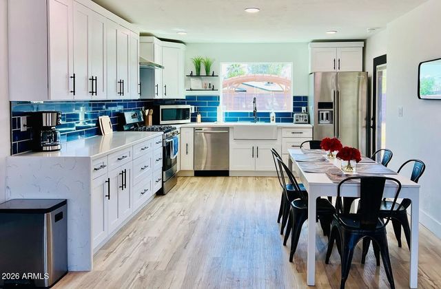 1233 E WEBER Drive, Tempe, AZ 85288