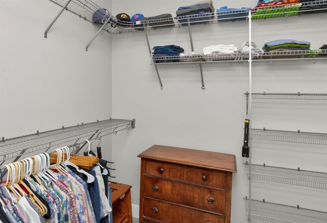 135 SE Silver Pointe Drive, Waukee, IA 50263
