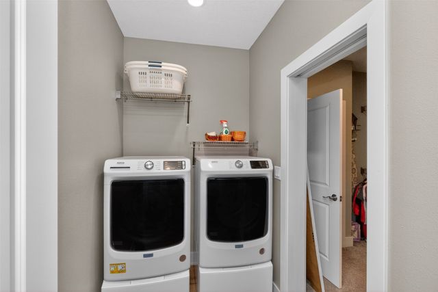 135 SE Silver Pointe Drive, Waukee, IA 50263