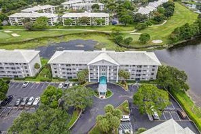 1520 Whitehall Drive 405, Davie, FL 33324