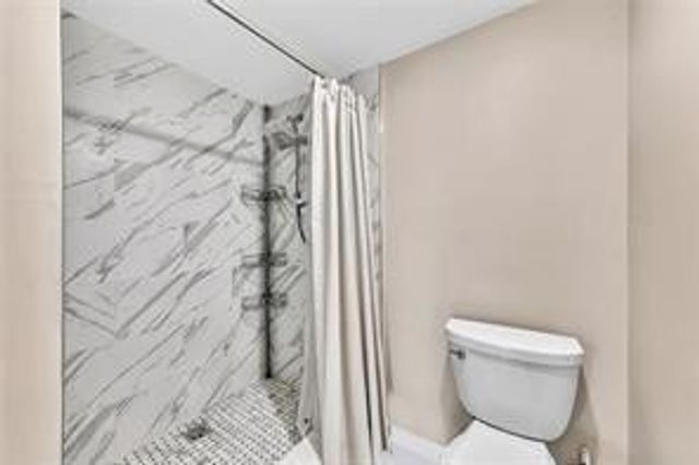 1520 Whitehall Drive 405, Davie, FL 33324