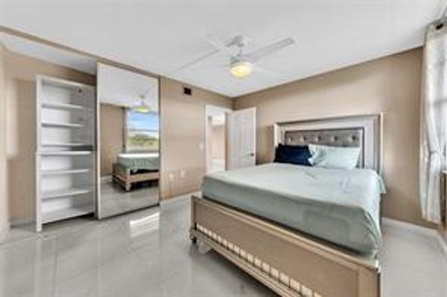 1520 Whitehall Drive 405, Davie, FL 33324