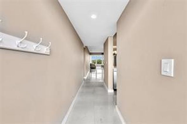 1520 Whitehall Drive 405, Davie, FL 33324