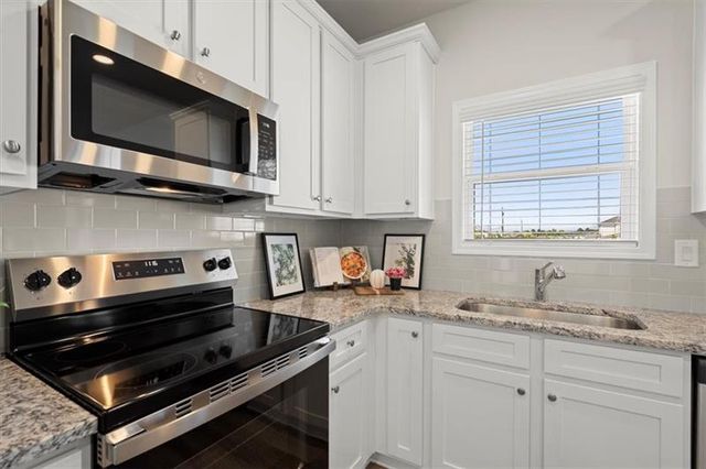 978 Elwood Street, Dacula, GA 30019