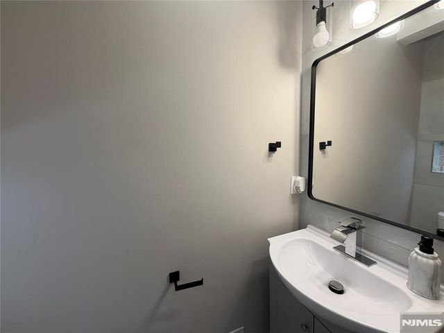 139 Weaver Avenue, Bloomfield, NJ 07003