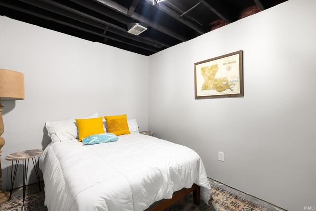 15861 Fair Banks Court, Granger, IN 46530