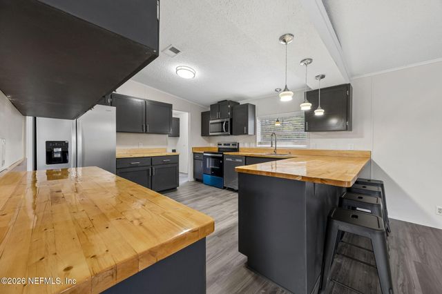 11902 FAYE Road, Macclenny, FL 32063