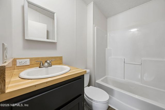 11902 FAYE Road, Macclenny, FL 32063