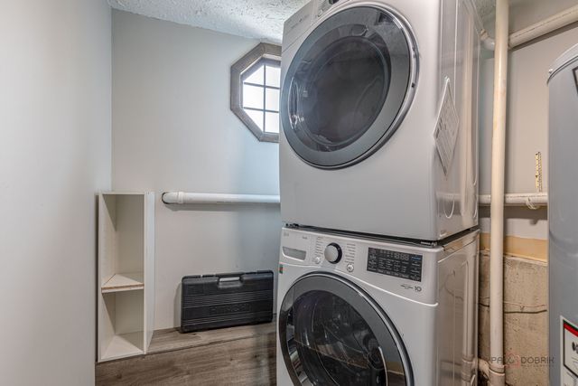 5195 Castaway Lane, Hoffman Estates, IL 60010