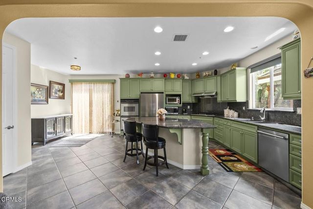 3418 Glen Abbey Lane, Oxnard, CA 93036