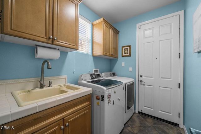 3418 Glen Abbey Lane, Oxnard, CA 93036