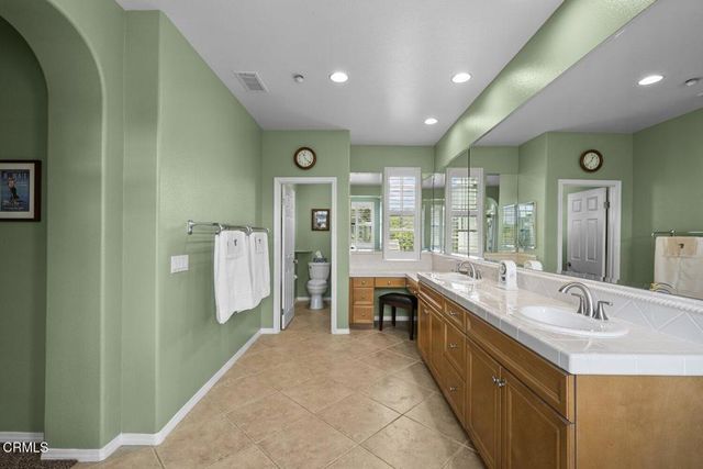 3418 Glen Abbey Lane, Oxnard, CA 93036
